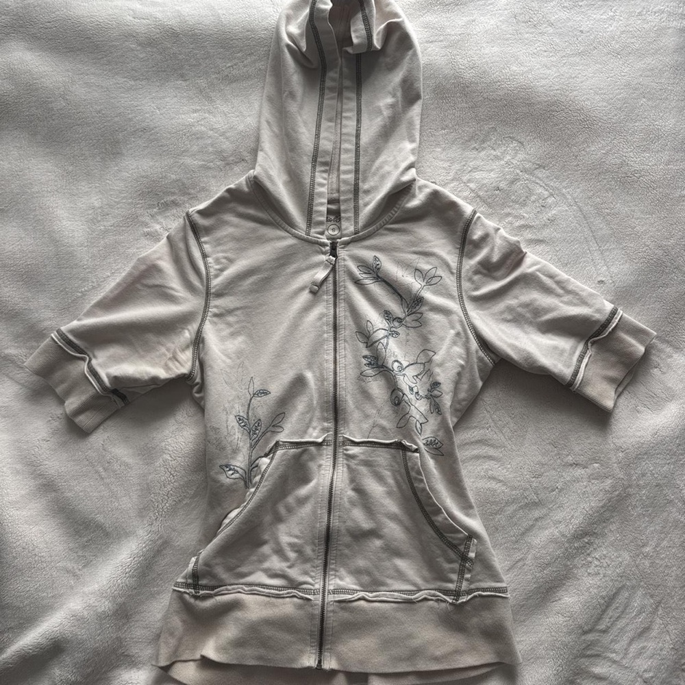 Eddie Bauer Light Gray Short-Sleeve Hooded Zip Sweatshirt with Floral Stitching